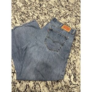 Levi's 501 Button Fly Jeans Men's Size 42x30 Medium Wash‎ Destressed